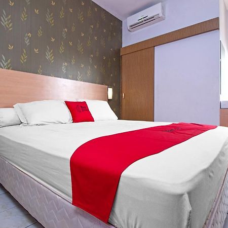 בנדונג Reddoorz Syariah Near Btc Fashion Mall מראה חיצוני תמונה