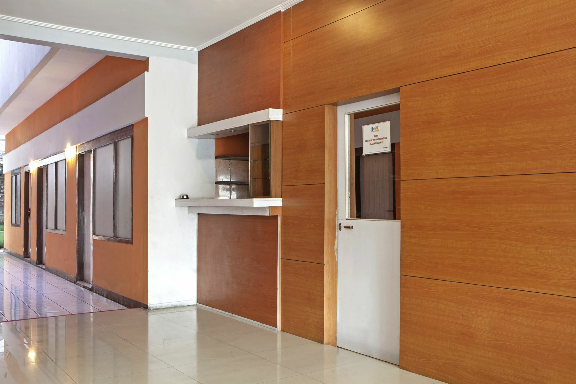 בנדונג Reddoorz Syariah Near Btc Fashion Mall מראה חיצוני תמונה