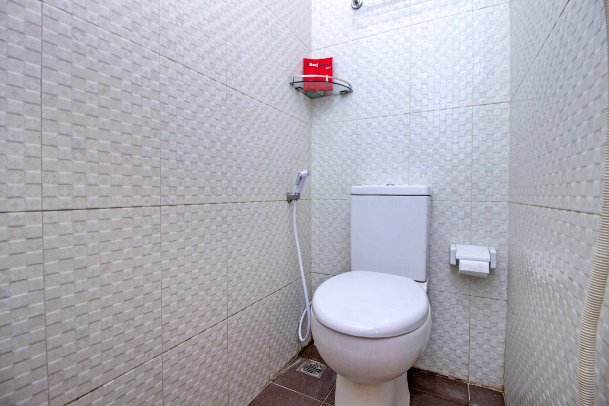 בנדונג Reddoorz Syariah Near Btc Fashion Mall מראה חיצוני תמונה